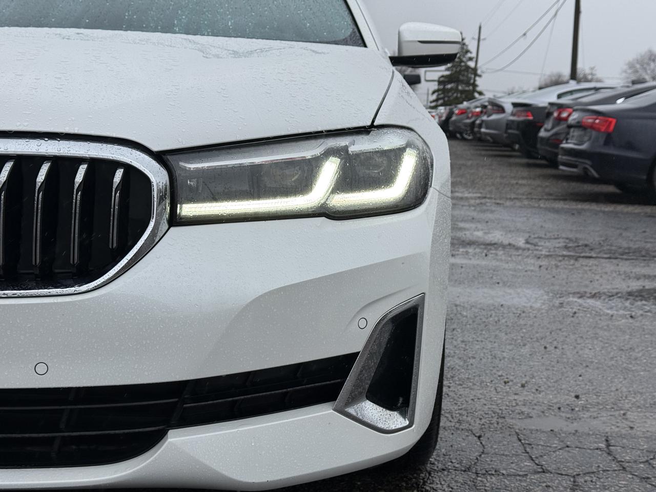 2021 BMW 5 Series 530i xDrive Photo