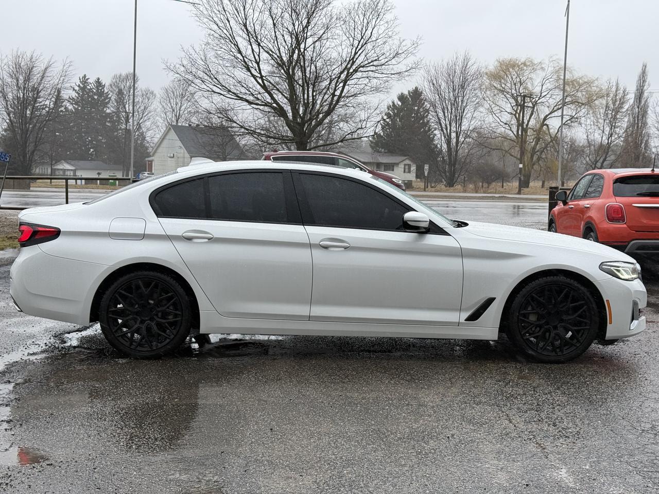 2021 BMW 5 Series 530i xDrive Photo