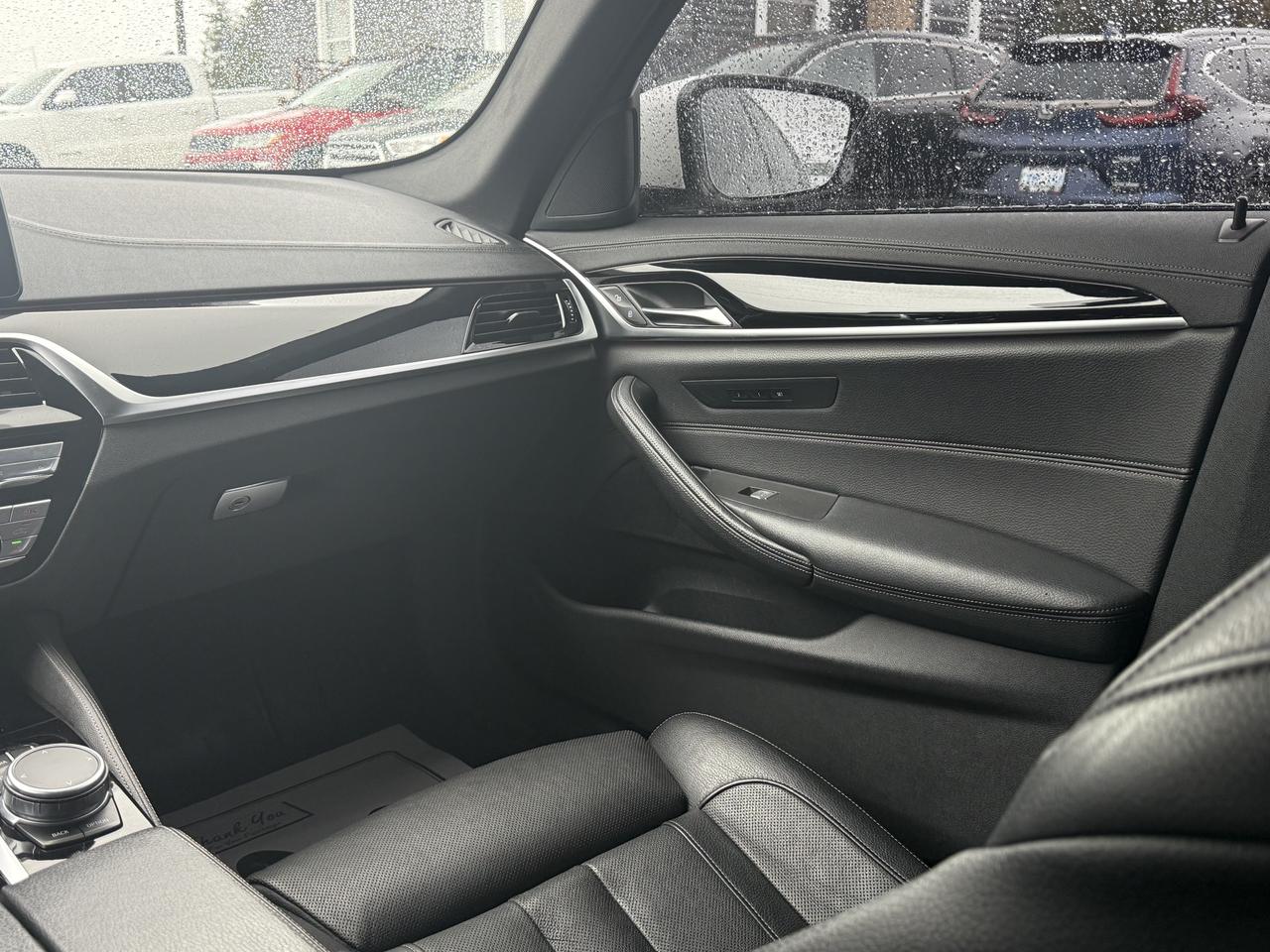 2021 BMW 5 Series 530i xDrive Photo