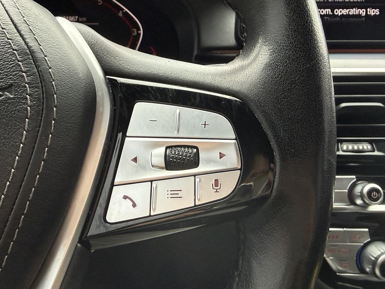 2021 BMW 5 Series 530i xDrive Photo