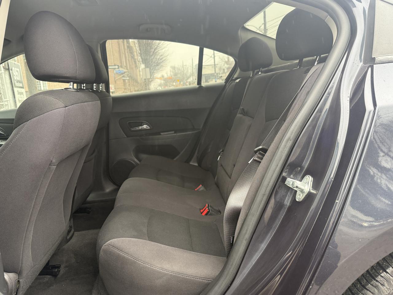 2015 Chevrolet Cruze 1LT Photo