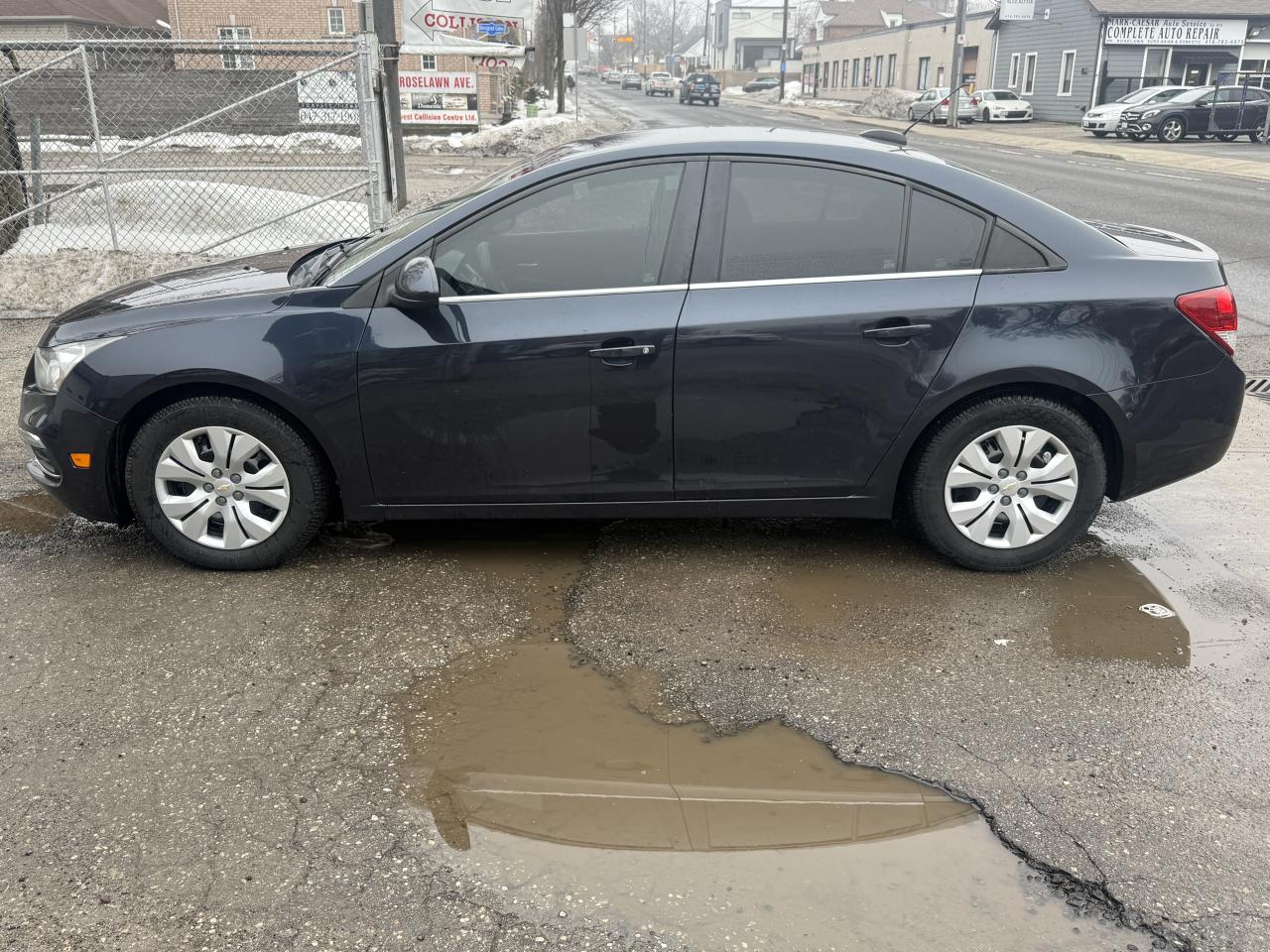 2015 Chevrolet Cruze 1LT Photo
