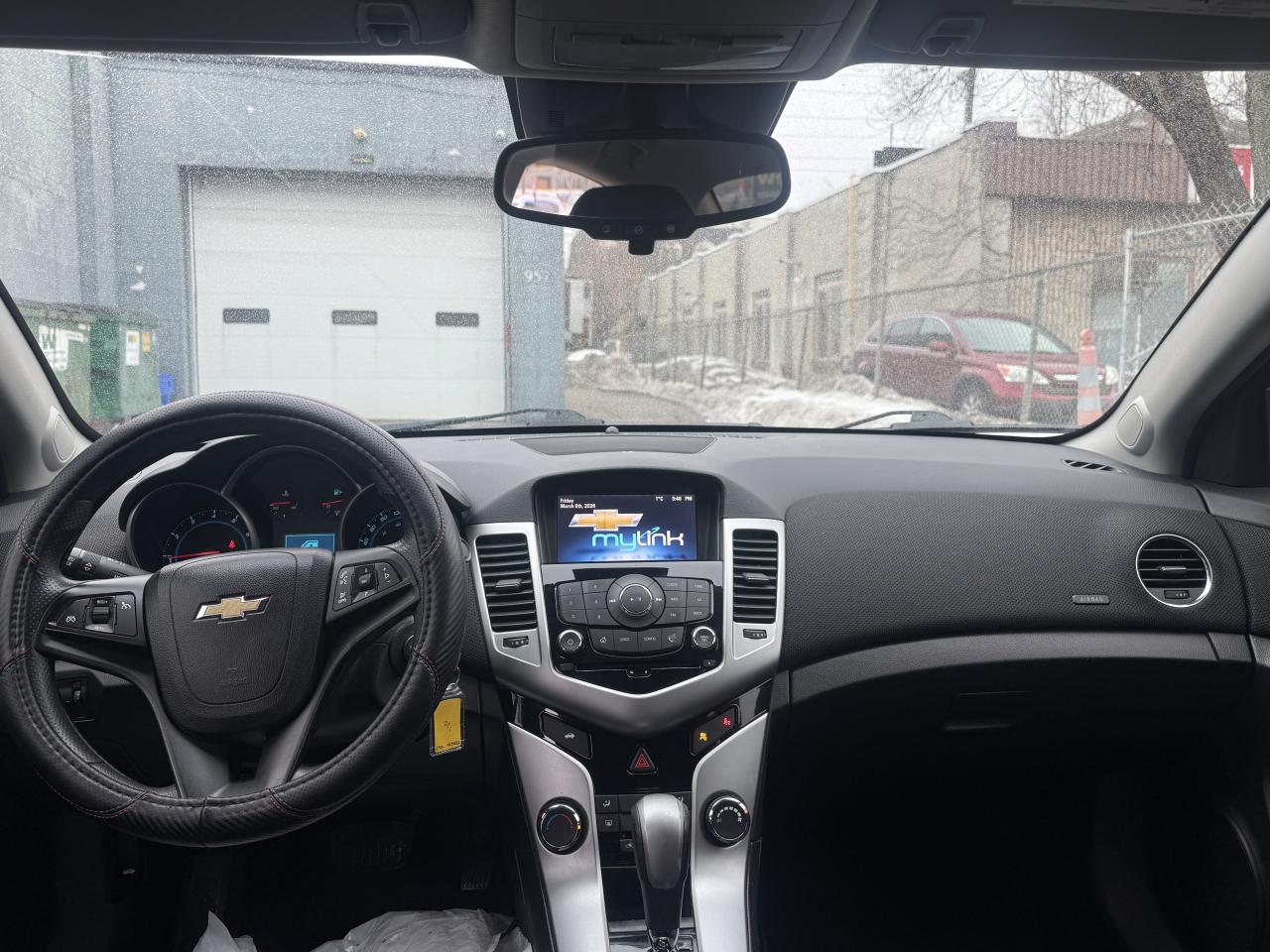 2015 Chevrolet Cruze 1LT Photo