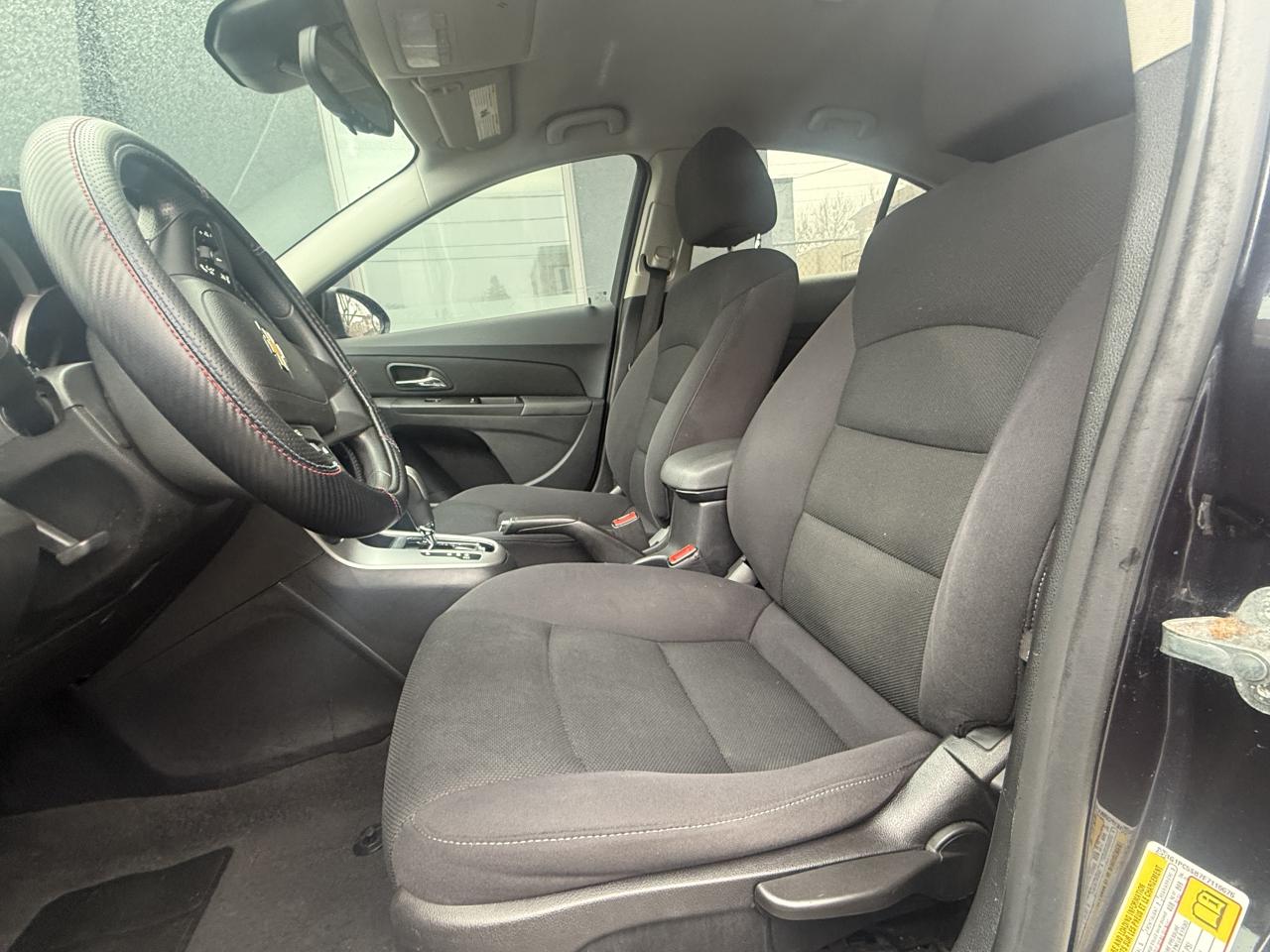 2015 Chevrolet Cruze 1LT Photo