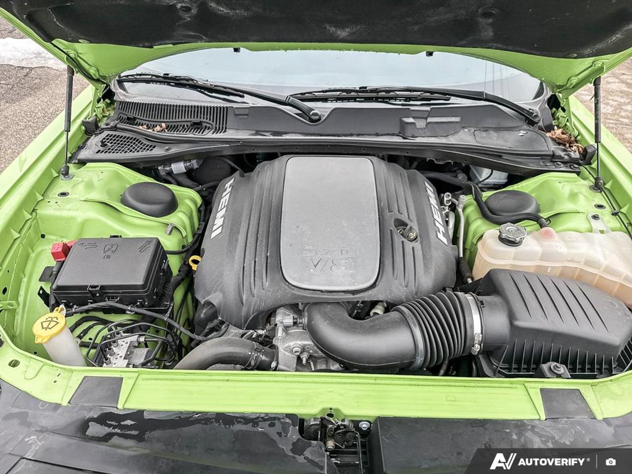 2023 Dodge Challenger R/T LEATHER / NO ACCIDENTS / 5.7L / RARE LIMEGREEN Photo