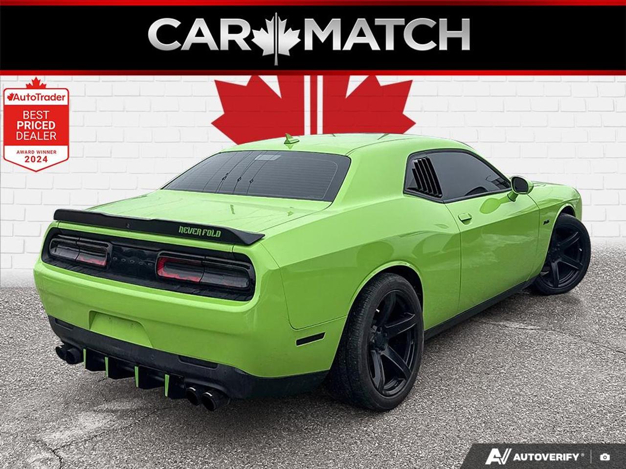 2023 Dodge Challenger R/T LEATHER / NO ACCIDENTS / 5.7L / RARE LIMEGREEN Photo