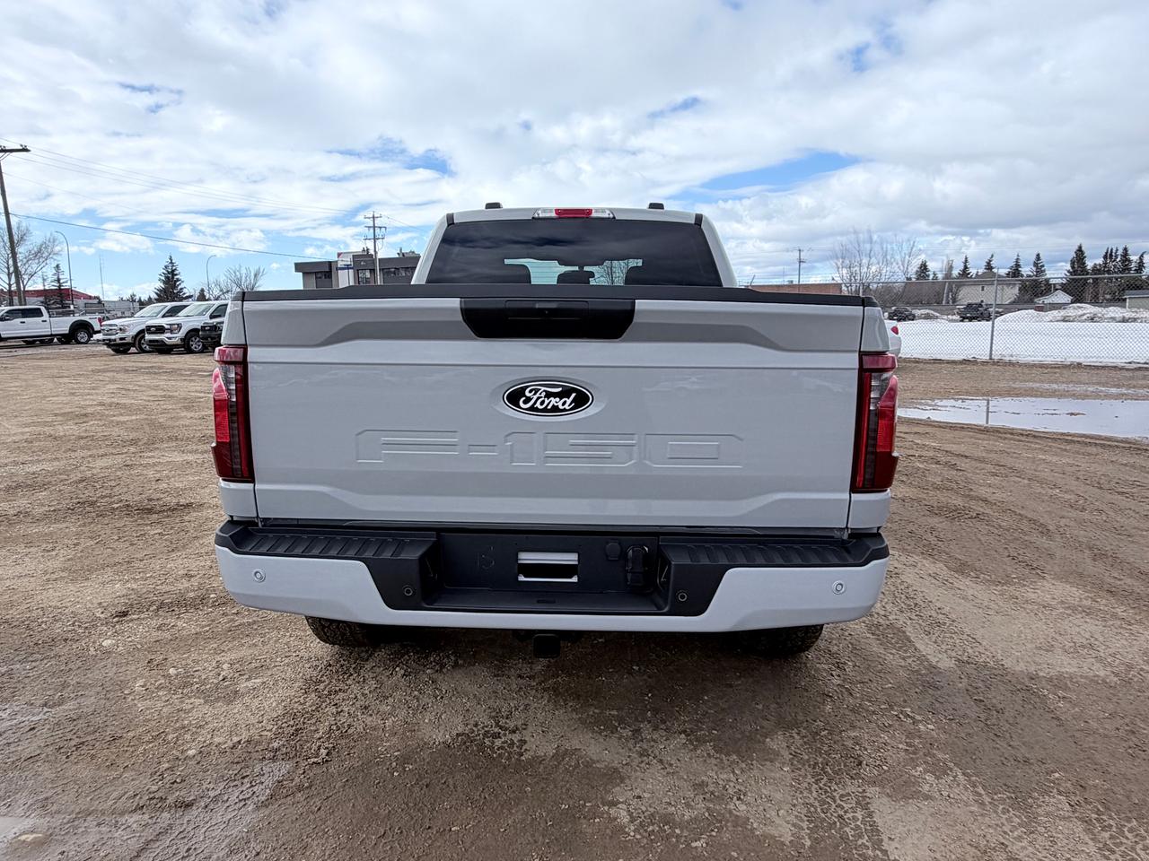 2026 Ford F-150 XLT Photo3