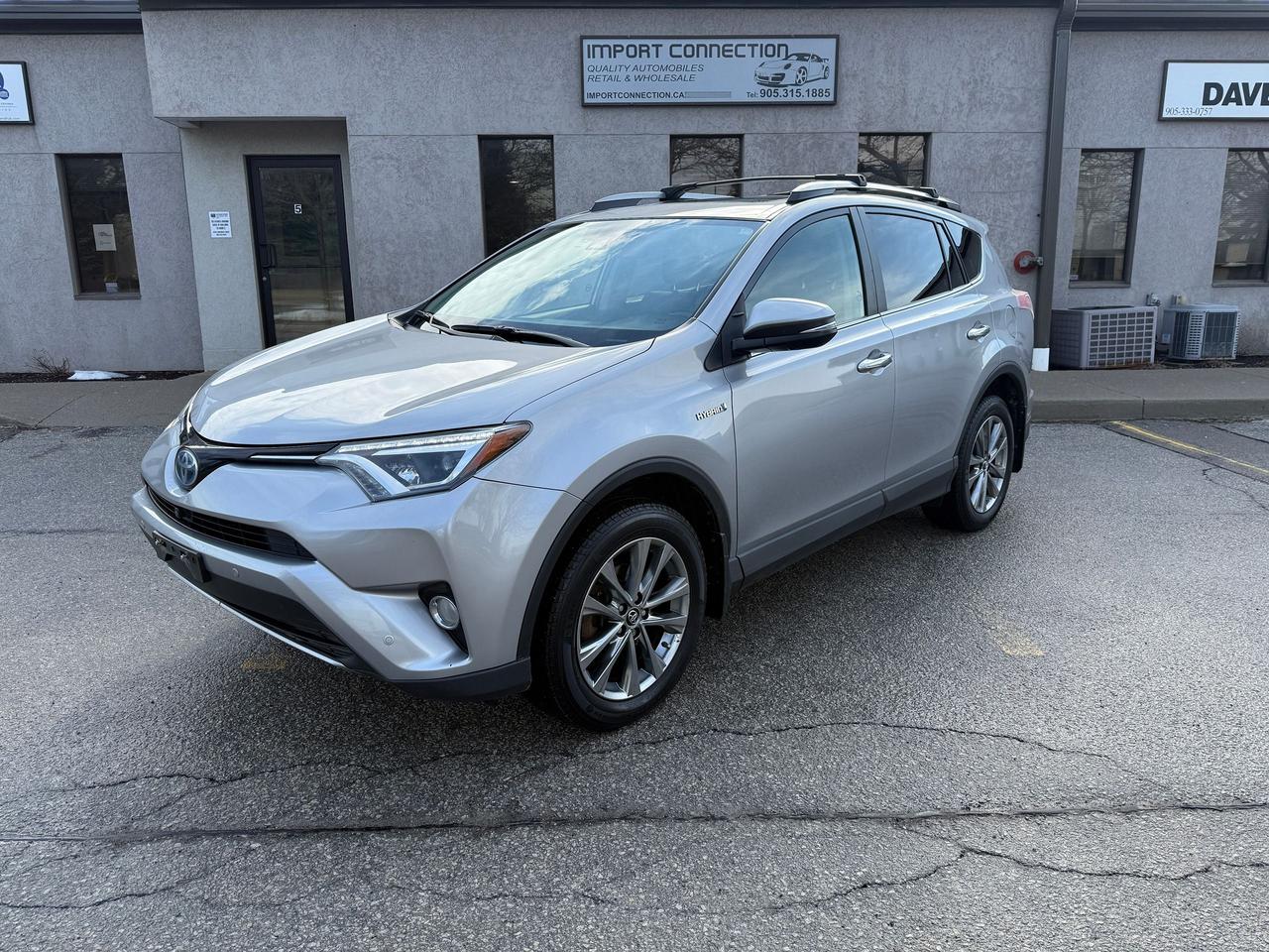 2017 Toyota RAV4 AWD LIMITED HYBRID.NAV.LEATHER.SUNROOF.CERTIFIED!