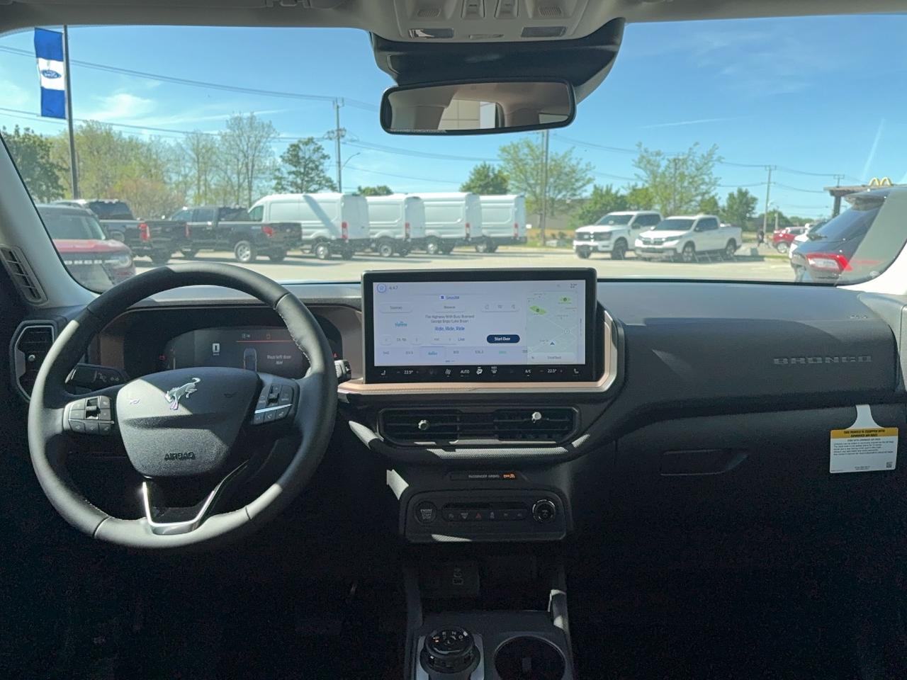 2026 Ford Bronco Sport OUTER BANKS, MOONROOF, TECH PKG, MEMORY SEAT Photo