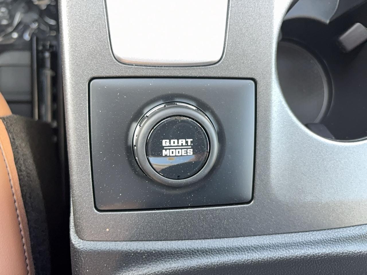 2026 Ford Bronco Sport OUTER BANKS, MOONROOF, TECH PKG, MEMORY SEAT Photo
