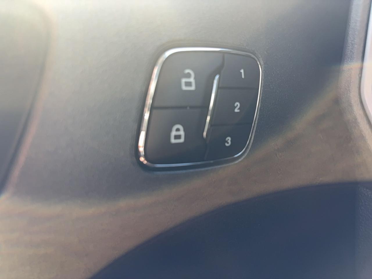 2026 Ford Bronco Sport OUTER BANKS, MOONROOF, TECH PKG, MEMORY SEAT Photo