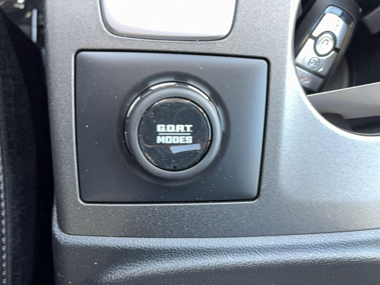 13715042.813891727