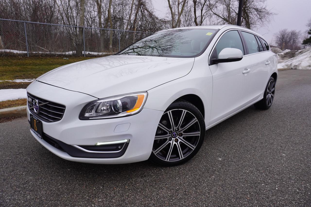 2015 Volvo V60 T6 PREMIUM PLUS / AWD / STUNNING COMBO /RARE WAGON