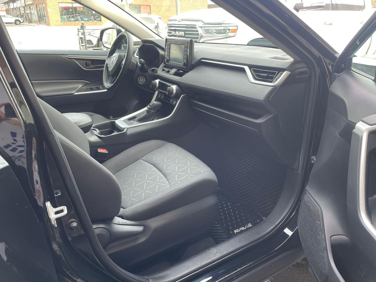 2021 Toyota RAV4 AWD NO ACCIDENT SAFETY CERTIFIED BLIND SPOT BTOOTH Photo