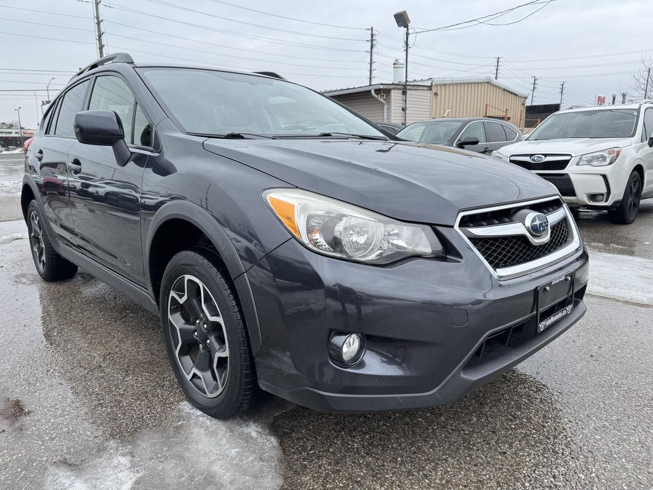 2013 Subaru XV Crosstrek 2.0i w/Touring Pkg Photo