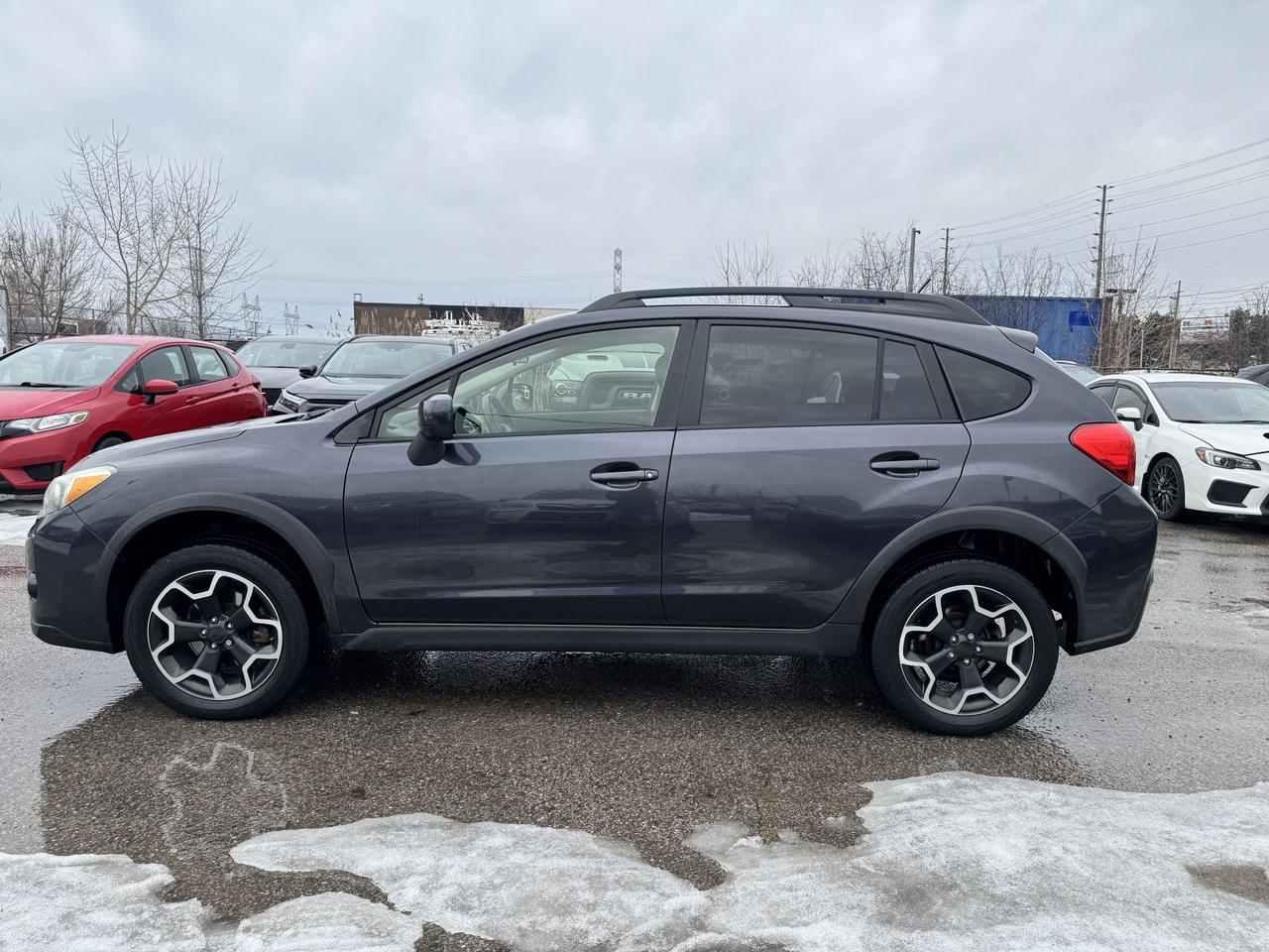 2013 Subaru XV Crosstrek 2.0i w/Touring Pkg Photo