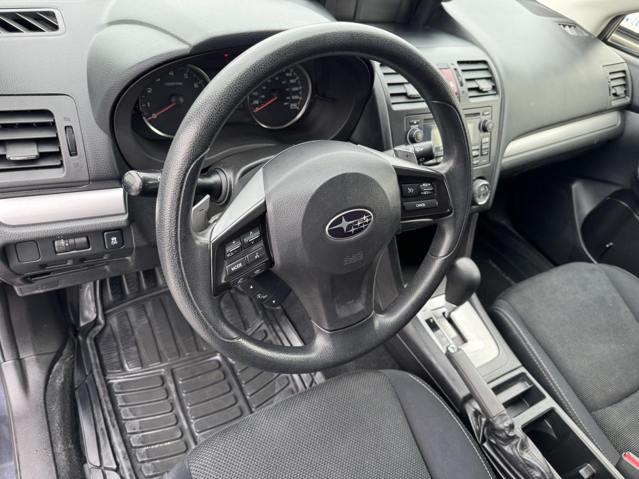 2013 Subaru XV Crosstrek 2.0i w/Touring Pkg Photo