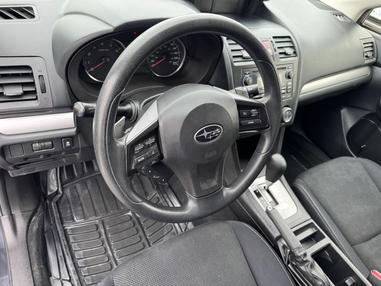 2013 Subaru XV Crosstrek 2.0i w/Touring Pkg Photo