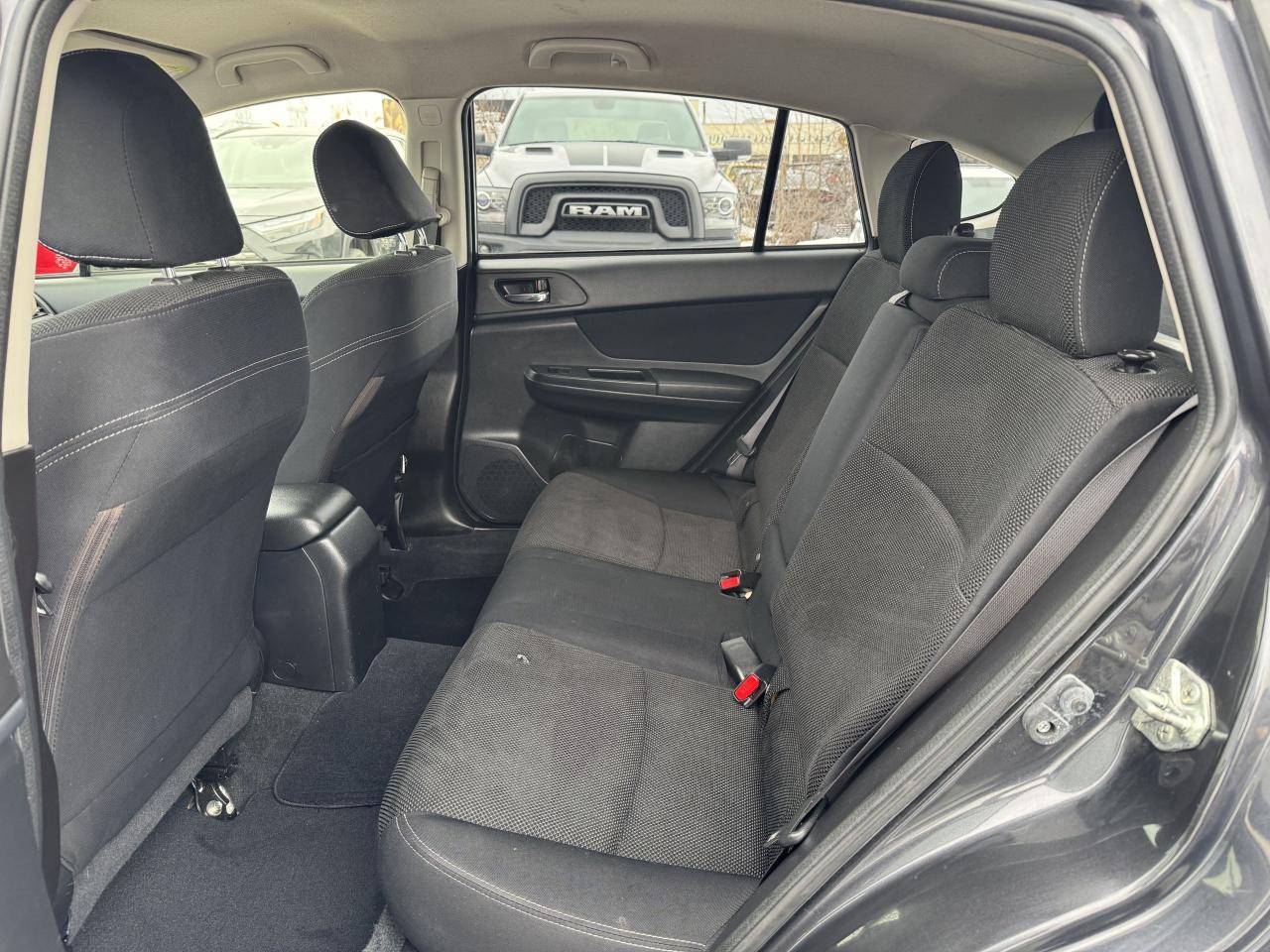 2013 Subaru XV Crosstrek 2.0i w/Touring Pkg Photo