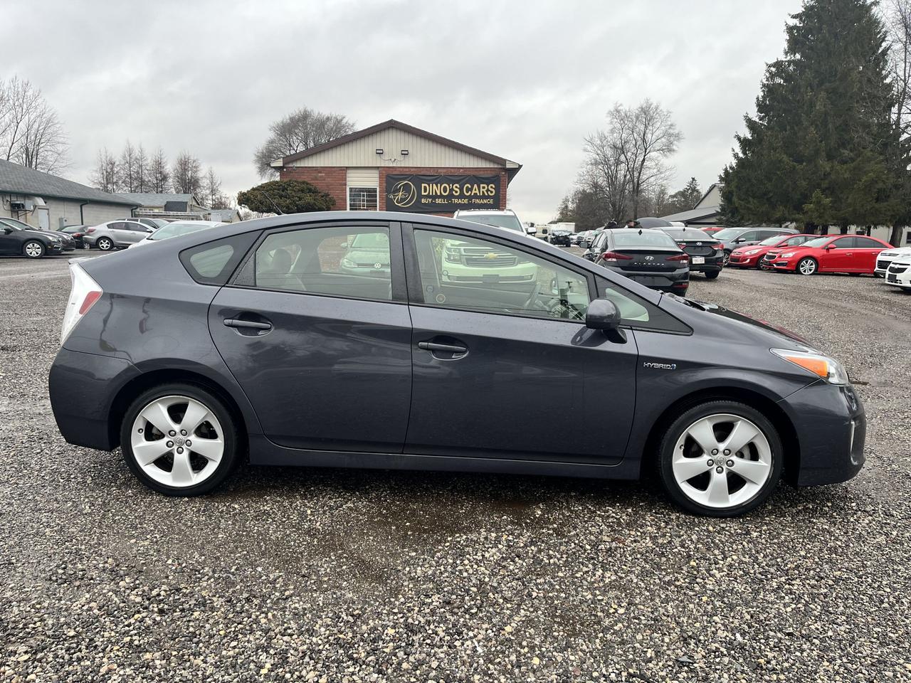 2012 Toyota Prius  Photo