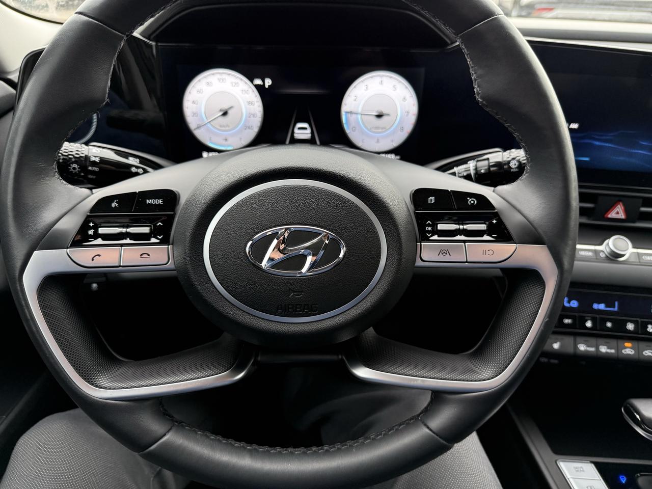 2023 Hyundai Elantra Preferred Photo