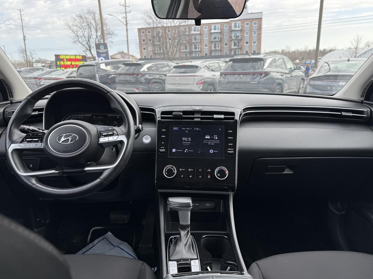 2022 Hyundai Tucson Preferred Photo10