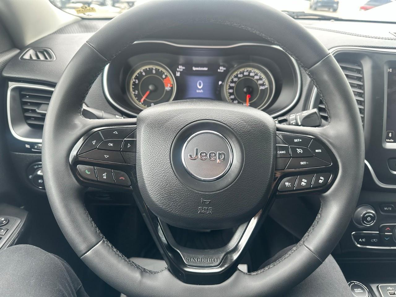 13715153