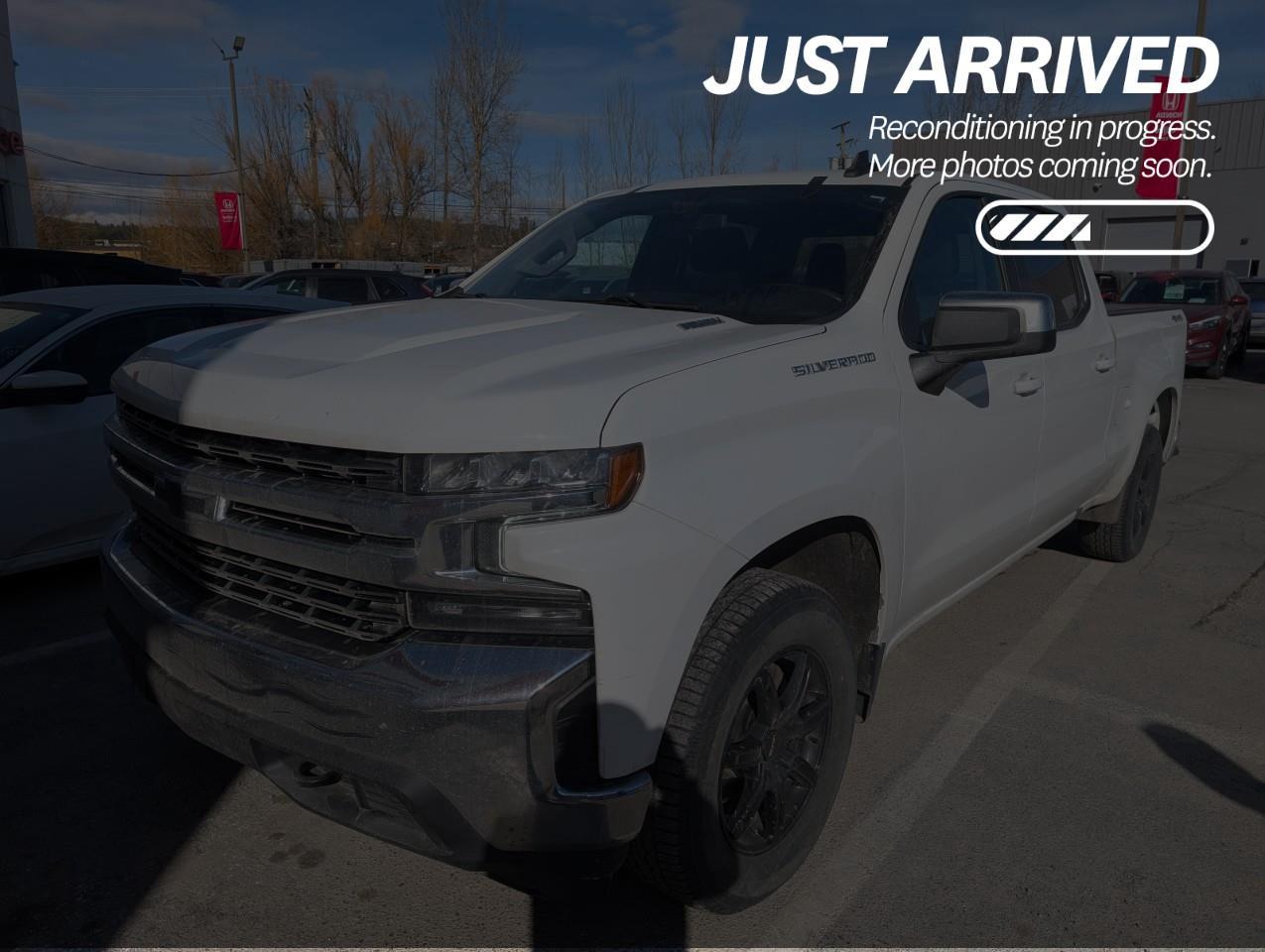 <p><span style=color:rgb( 34 , 34 , 34 )><em>In store by APPOINTMENT or BUY from HOME  Contact us to find out how we can help make your purchase QUICK, SAFE and EASY!</em></span></p><p><span style=color:rgb( 34 , 34 , 34 )><em>Questions? Text 250-489-4311 to instantly communicate with one of our Product Consultants or to request a walk around video of the vehicle you are interested in. </em><strong><em>As Spring Certified</em></strong><em>, this vehicle has been thoroughly inspected and reconditioned, professionally detailed and comes with Spring Hondas</em><strong><em>90 Day/5,000km Powertrain Warranty, </em></strong><em>a</em><strong><em></em></strong><em>7-Day/1,000 km Vehicle Exchange Privilege and CarFax Vehicle History Report.</em></span></p><p><span style=color:black><strong><em>Full Disclosure Pricing</em></strong></span> <span style=color:black><em>Vehicle price + Dealer fee $895+ applicable government taxes based on the province you live in</em></span> <span style=color:rgb( 34 , 34 , 34 )><em>We have very aggressive, up to the minute pricing based on daily market research we immediately adjust our prices to stay current and very competitive as soon as the market on a vehicle changes. We make sure that our customers get a deal without having to work for it. Click this link to get pre-approved for this vehicle: </em></span><a target=_blank rel=noopener noreferrer nofollow href=https://www.springhonda.ca/financial-services/apply><span style=color:rgb( 34 , 34 , 34 )><em>https://www.springhonda.ca/financial-services/apply</em></span></a></p><p><span style=color:rgb( 34 , 34 , 34 )><strong><em>Do you have a vehicle that you are looking to sell?Try our no-charge market value appraisal on your current vehicle, we'll buy your car even if you don't buy ours.</em></strong></span> <span style=color:rgb( 34 , 34 , 34 )><em>Spring Honda is the smart choice for buying a used vehicle. Get the quality, value and peace of mind you need from a company you can trust.</em></span></p><p><a target=_blank rel=noopener noreferrer nofollow href=https://www.google.com/search?q=spring+honda&oq=spring&aqs=chrome.2.69i60j69i59l2j69i60l3.3734j0j7&sourceid=chrome&ie=UTF-8#lrd=0x5364d8b3d4c0f231:0x70a7aa92db3b3216,1,,,><span style=color:rgb( 27 , 27 , 27 ) !important><strong><em><u>Click here</u></em></strong></span></a><span style=color:rgb( 27 , 27 , 27 ) !important><strong><em><u> </u></em></strong></span><span style=color:rgb( 34 , 34 , 34 )><em>to find out what our customers are saying about their purchase experience.</em></span></p>