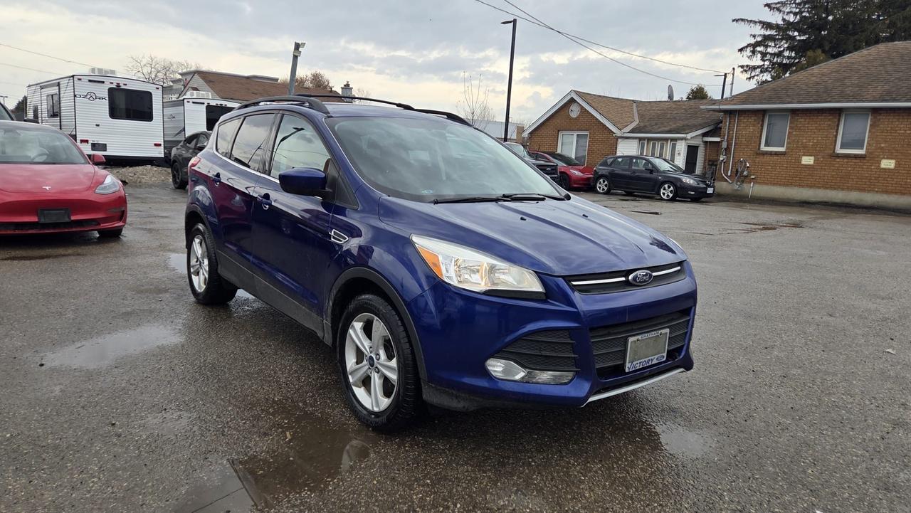 2013 Ford Escape SE, AUTO, 4CYL, ONLY 174KMS, NEED REPAIRS, AS IS Photo