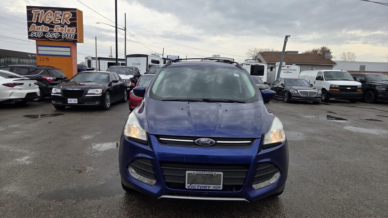 2013 Ford Escape SE, AUTO, 4CYL, ONLY 174KMS, NEED REPAIRS, AS IS Photo