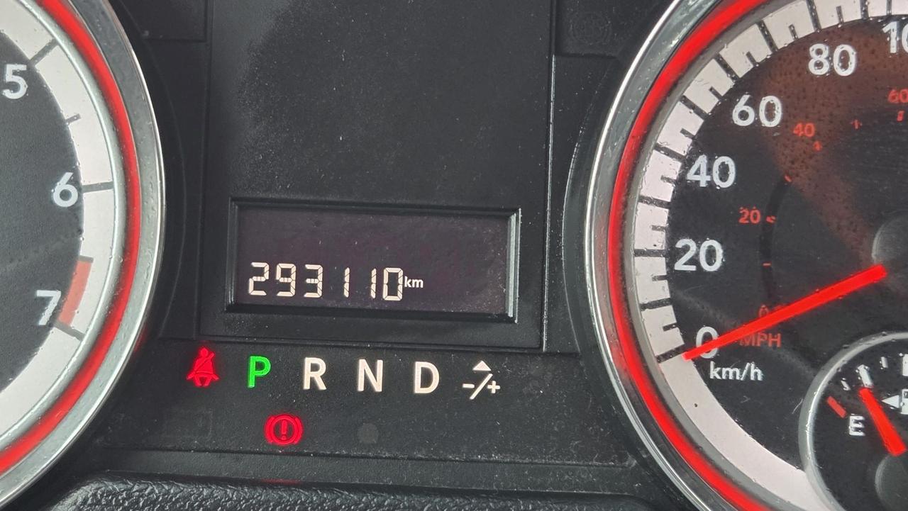 2013 Dodge Grand Caravan SXT, 7 PASSENGER, STOWNGO, AS IS SPECIAL Photo