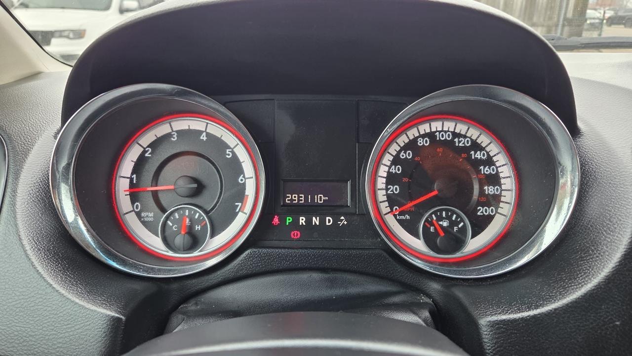 2013 Dodge Grand Caravan SXT, 7 PASSENGER, STOWNGO, AS IS SPECIAL Photo