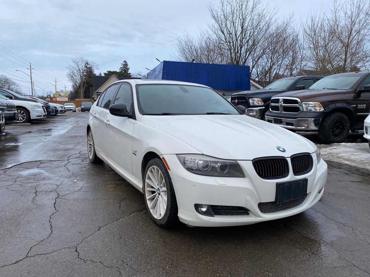 2011 BMW 3 Series 328i xDrive Classic Edition