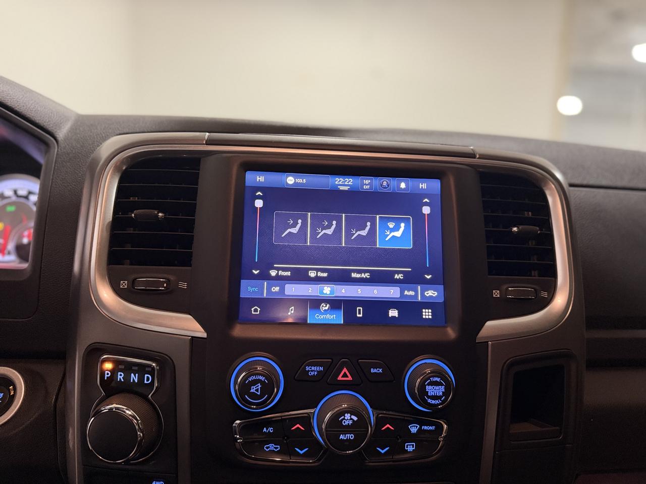 2022 RAM 1500 Classic WARLOCK 4X4 CREW CAB 5'7" BOX Photo