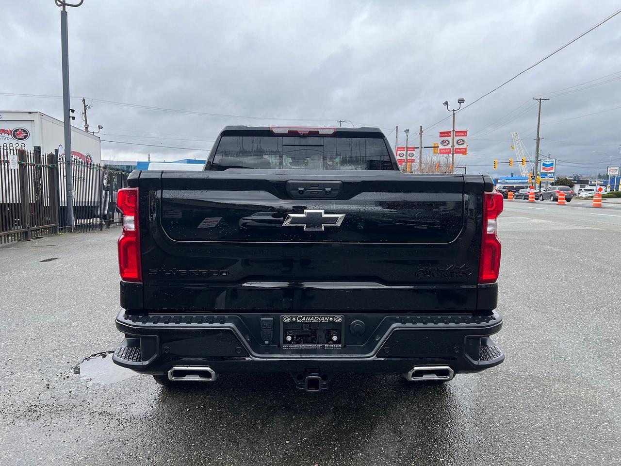 2024 Chevrolet Silverado 1500 High Country Photo6