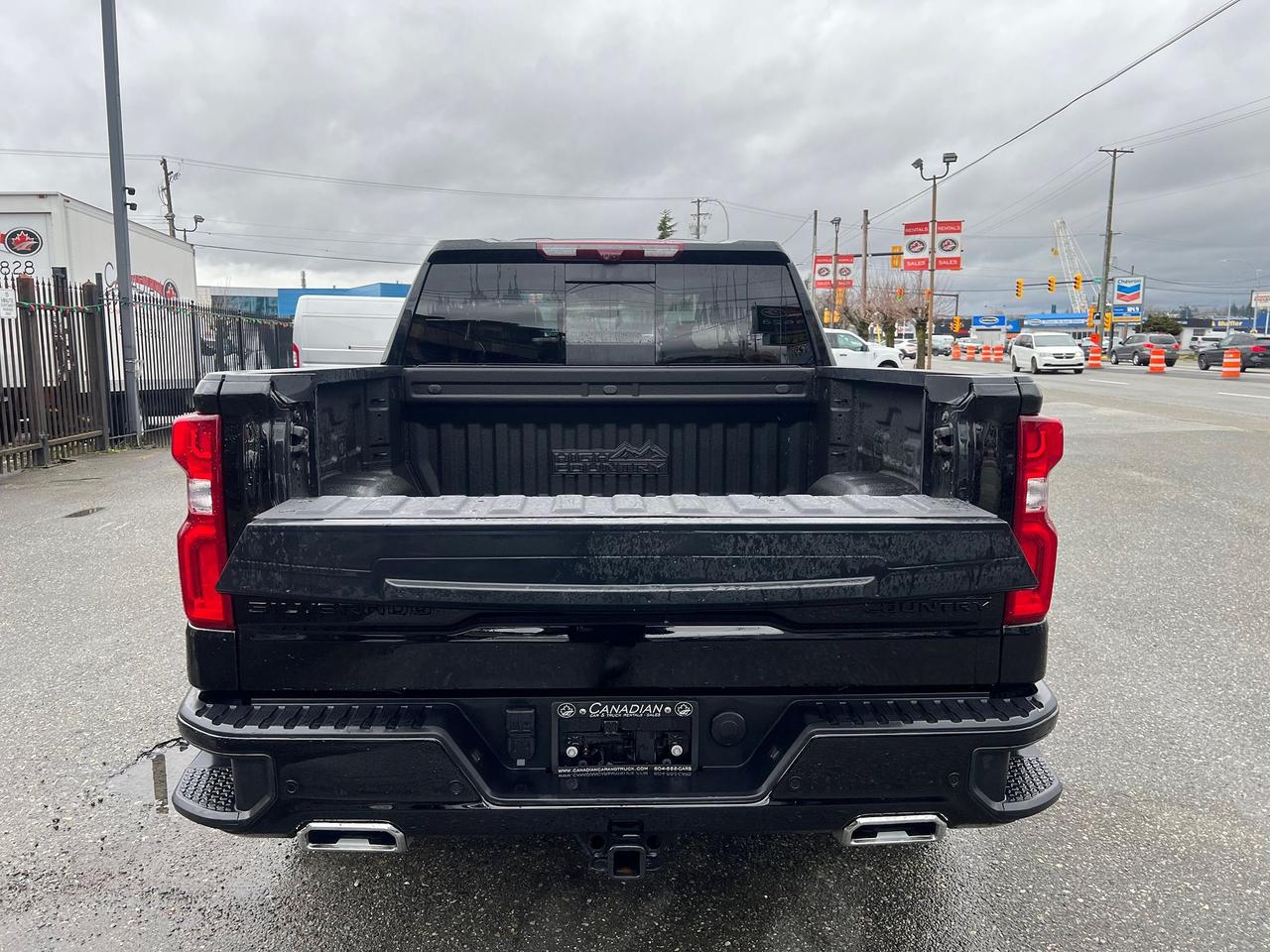 2024 Chevrolet Silverado 1500 High Country Photo28