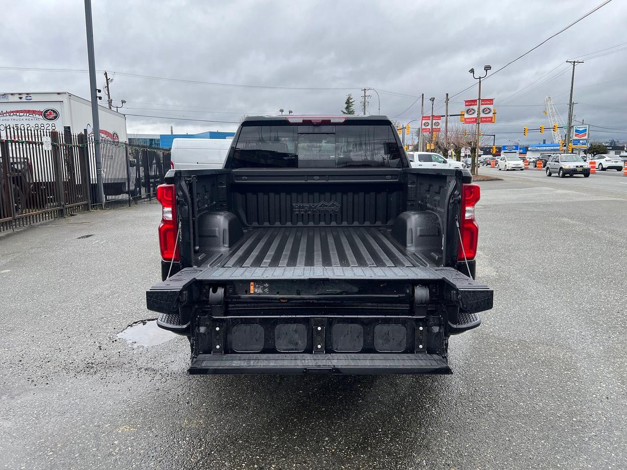 2024 Chevrolet Silverado 1500 High Country Photo29