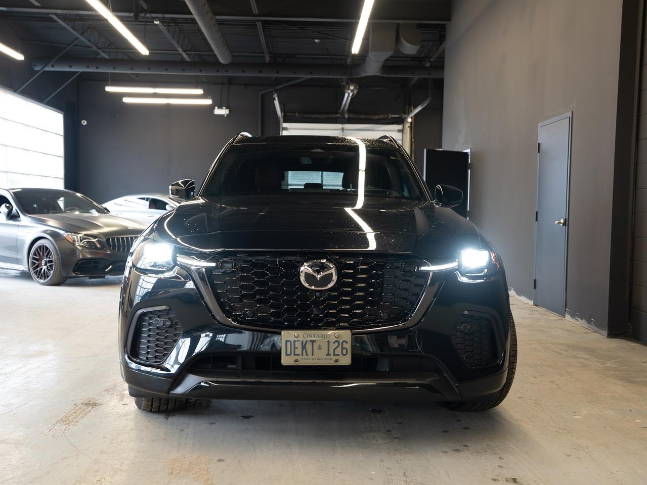 2025 Mazda CX-70 Signature| CLEAN CARFAX| NO ACCIDENTS| Photo