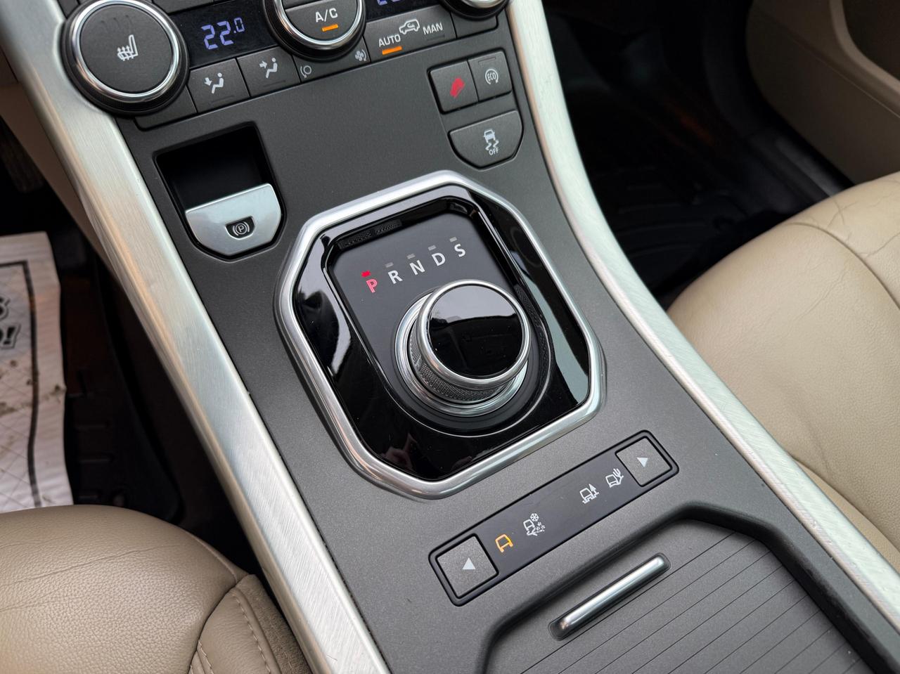 2014 Land Rover Evoque 5DR HB PURE PLUS Photo