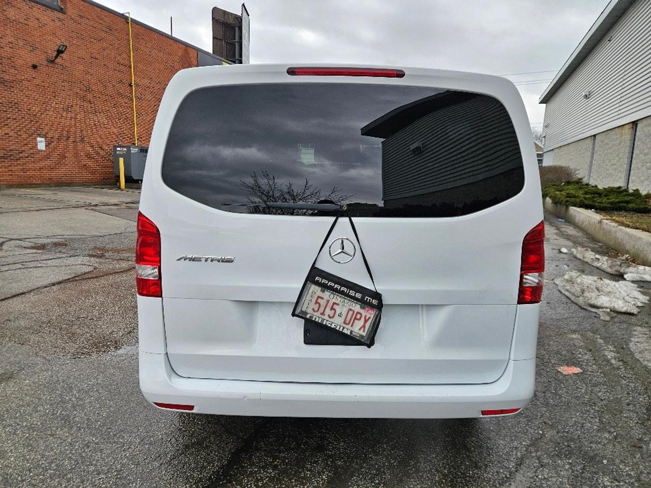 2022 Mercedes-Benz Metris Passenger LEATHER-8 PASSENGER-CERTIFIED Photo4