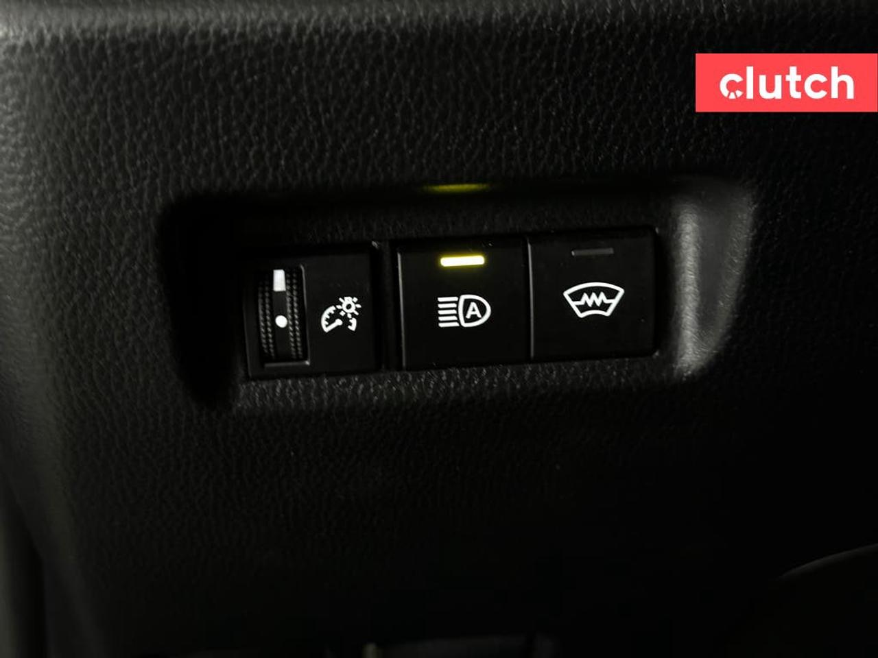 13715636
