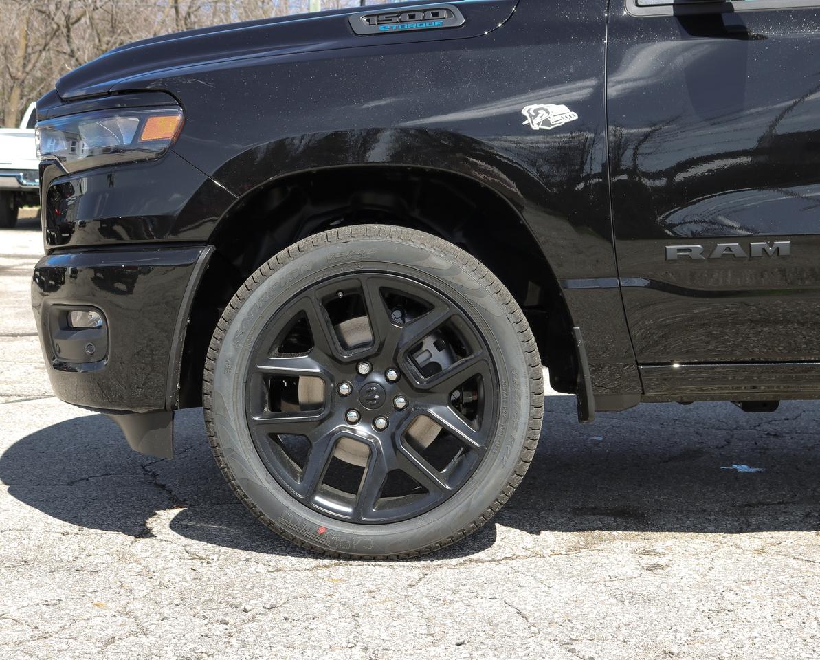 2026 RAM 1500 Sport 4x4 Crew Cab 5'7  Box Photo