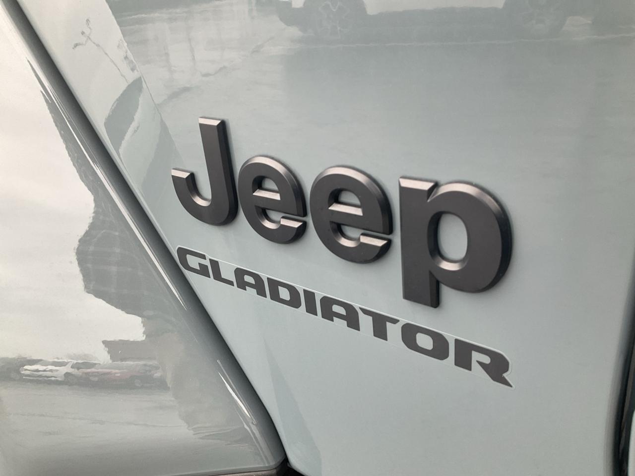 2025 Jeep Gladiator  Photo