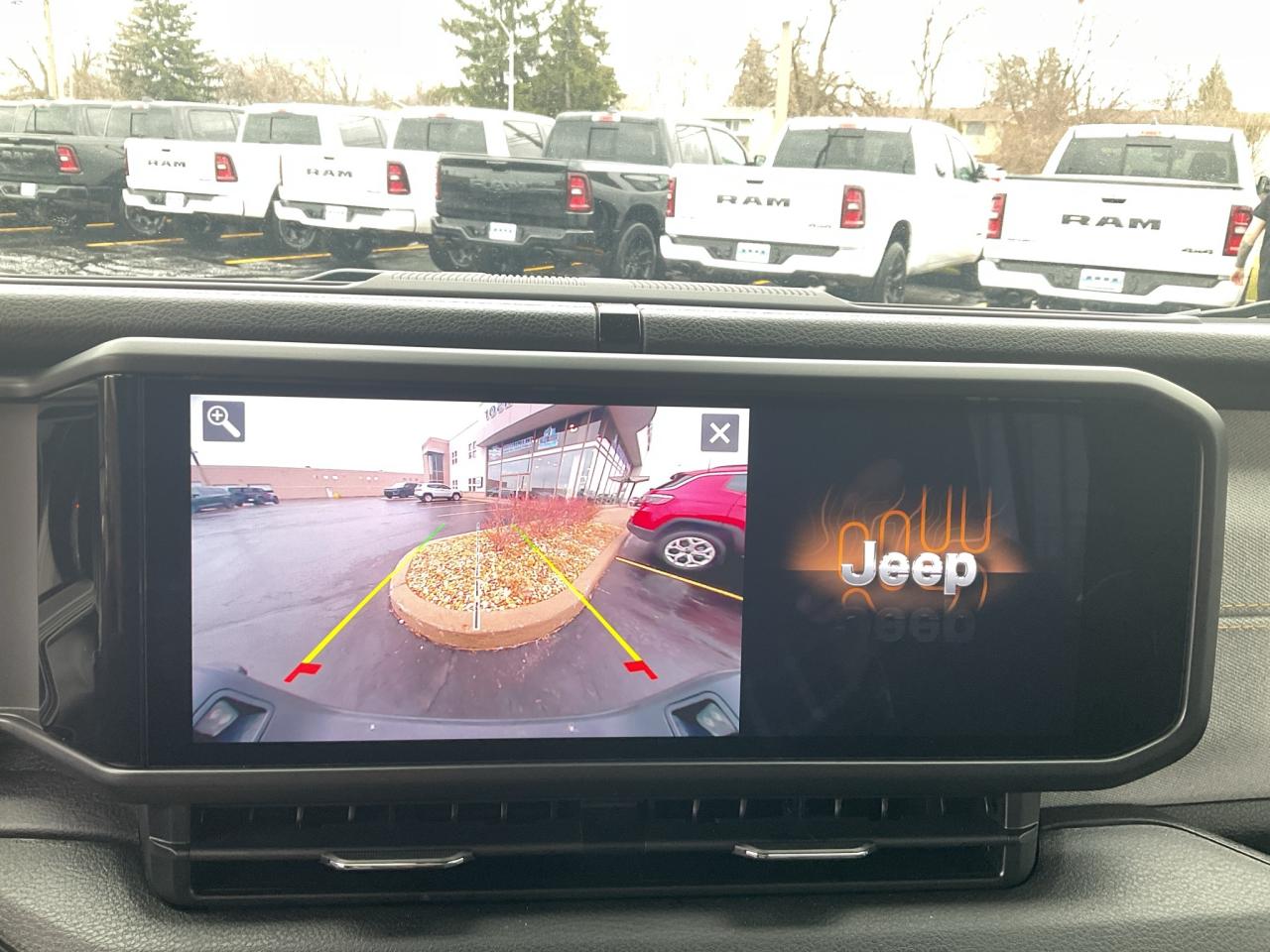 2025 Jeep Gladiator  Photo