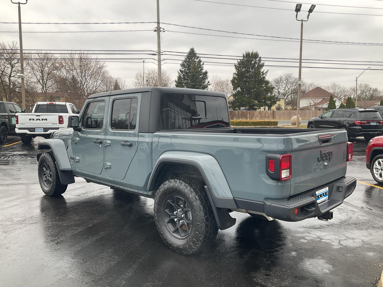 2025 Jeep Gladiator  Photo