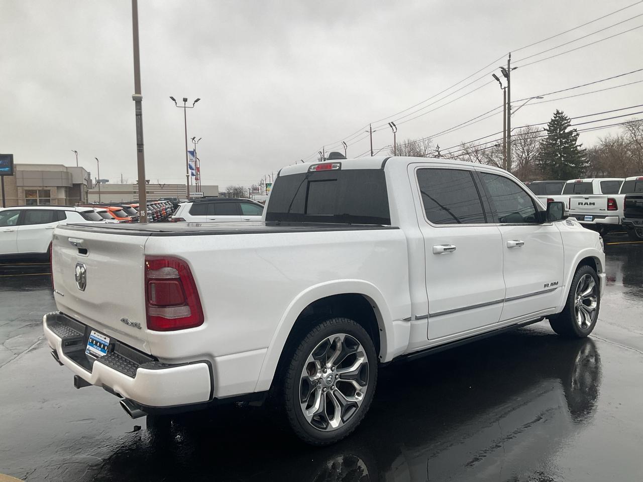 2022 RAM 1500 Crew Cab Photo