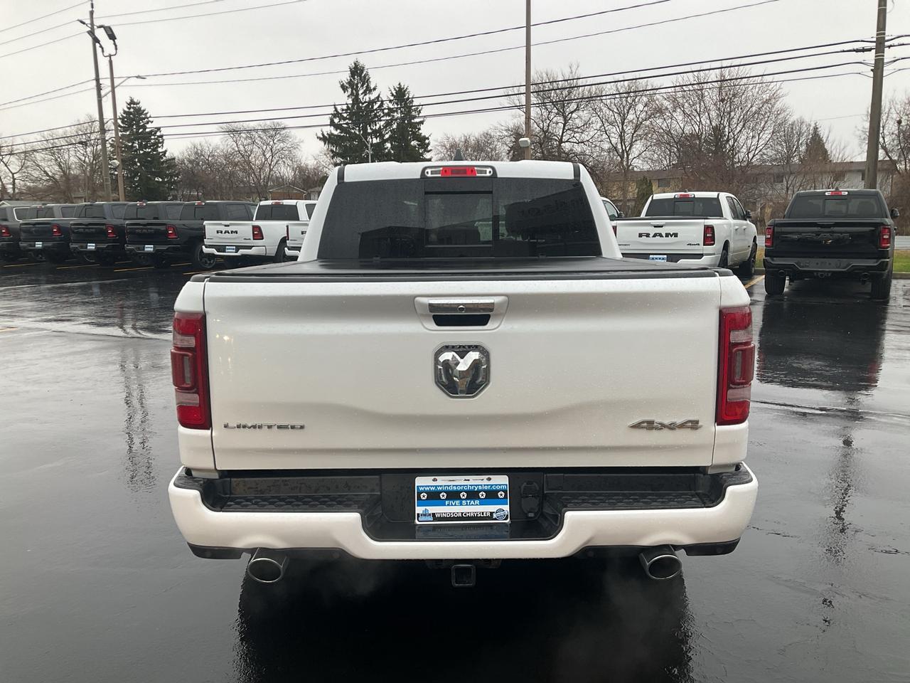 2022 RAM 1500 Crew Cab Photo