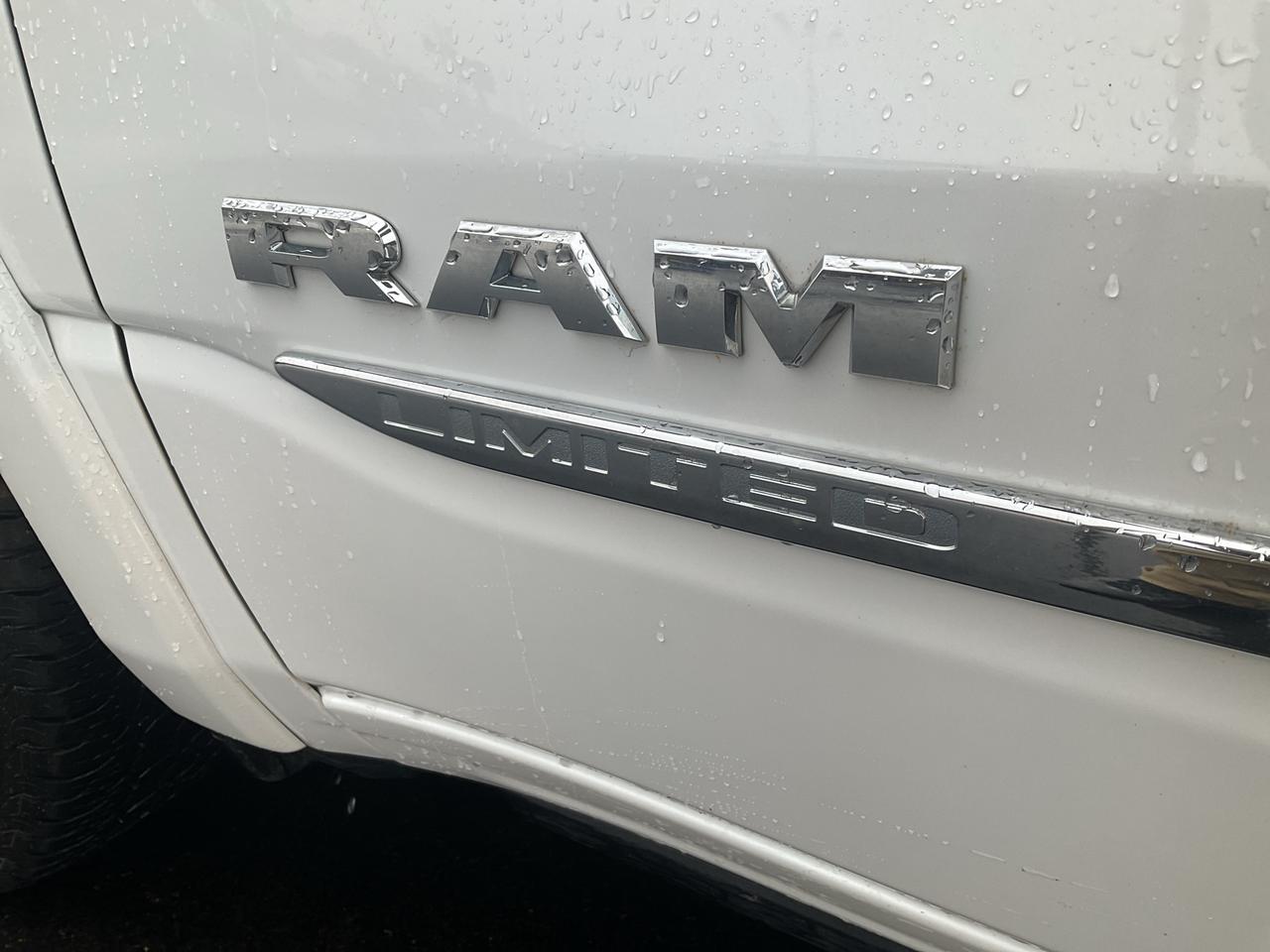 2022 RAM 1500 Crew Cab Photo