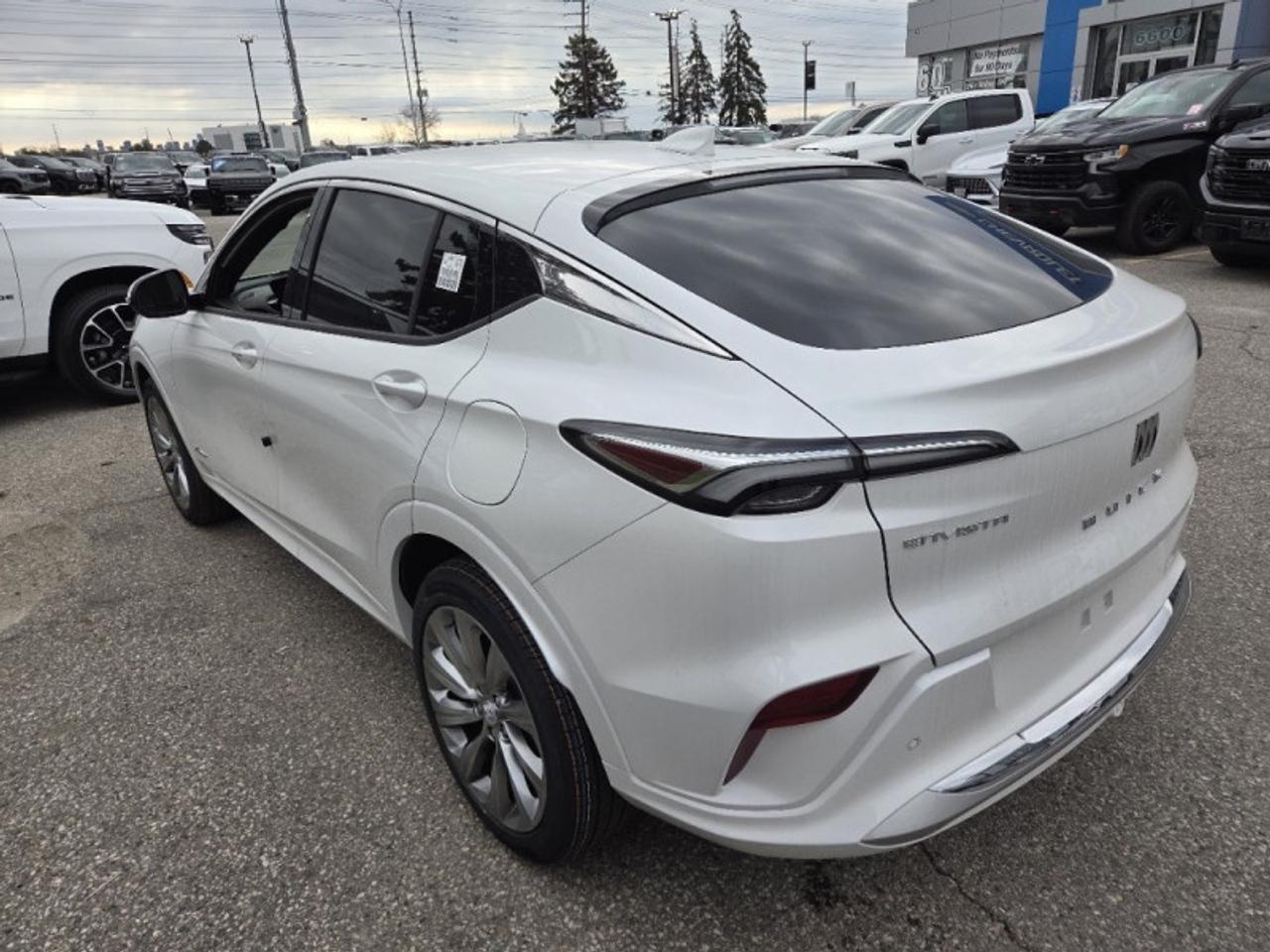 2026 Buick Envista Avenir  - Moonroof -  Leather Seats Photo
