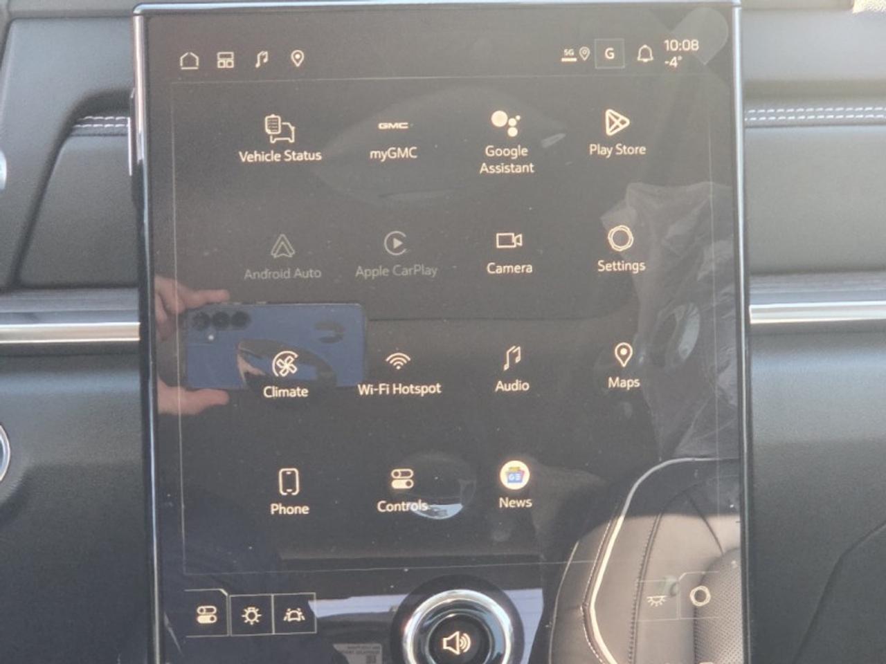 2026 GMC Terrain Denali  - Sunroof -  Cooled Seats Photo